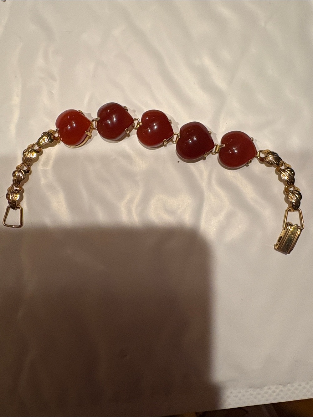 Gold-Link Bracelet with Red Heart Beads